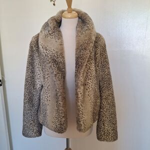 Cozy Plush Faux Fur Jacket Medium Cheetah Leopard Print